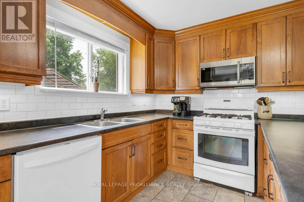 255 Huffman Road, Quinte West, Ontario  K0K 2C0 - Photo 10 - X12504888