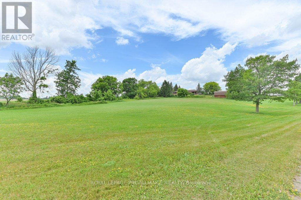 255 Huffman Road, Quinte West, Ontario  K0K 2C0 - Photo 40 - X12504888