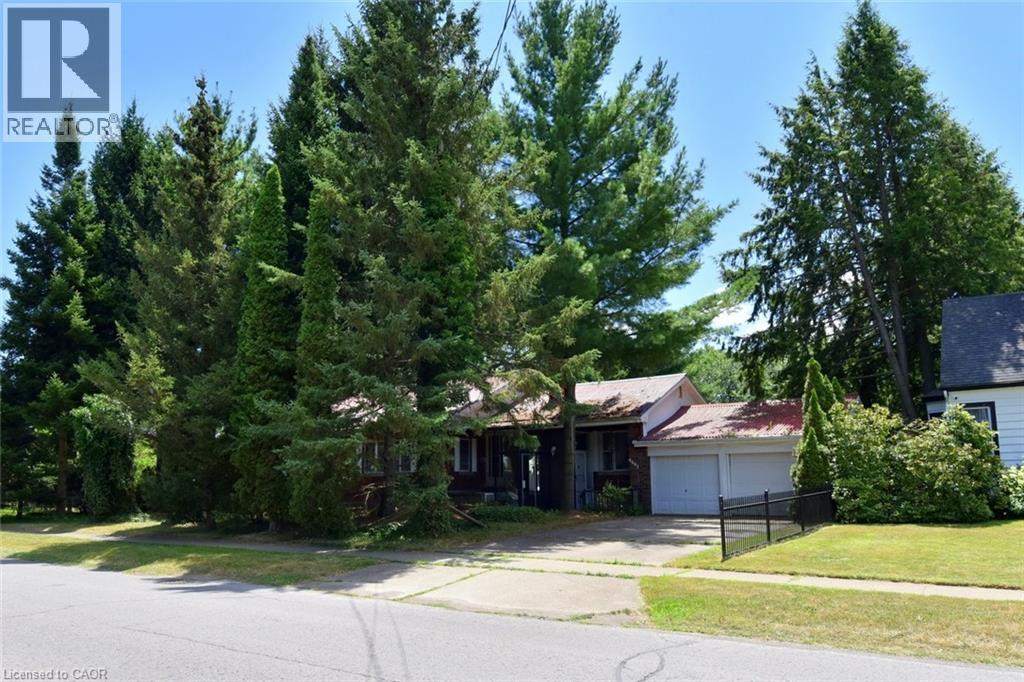 6692 Barker Street, Niagara Falls, Ontario  L2G 1Z2 - Photo 4 - 40756528