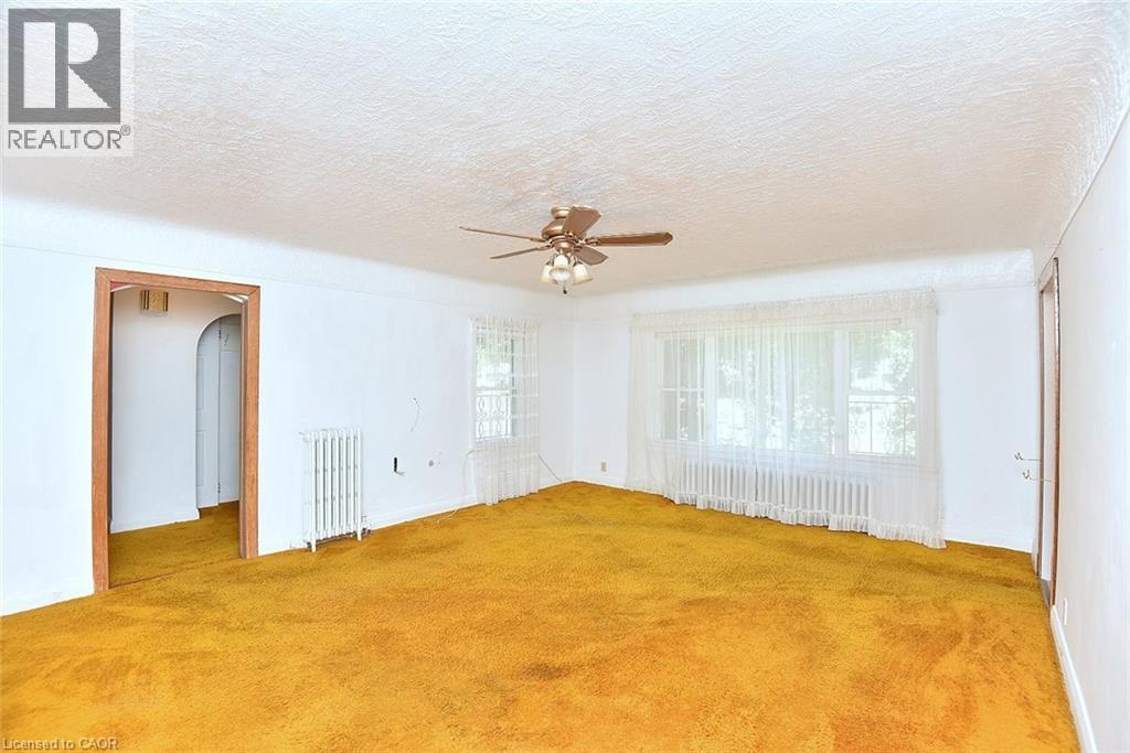 6692 Barker Street, Niagara Falls, Ontario  L2G 1Z2 - Photo 7 - 40756528