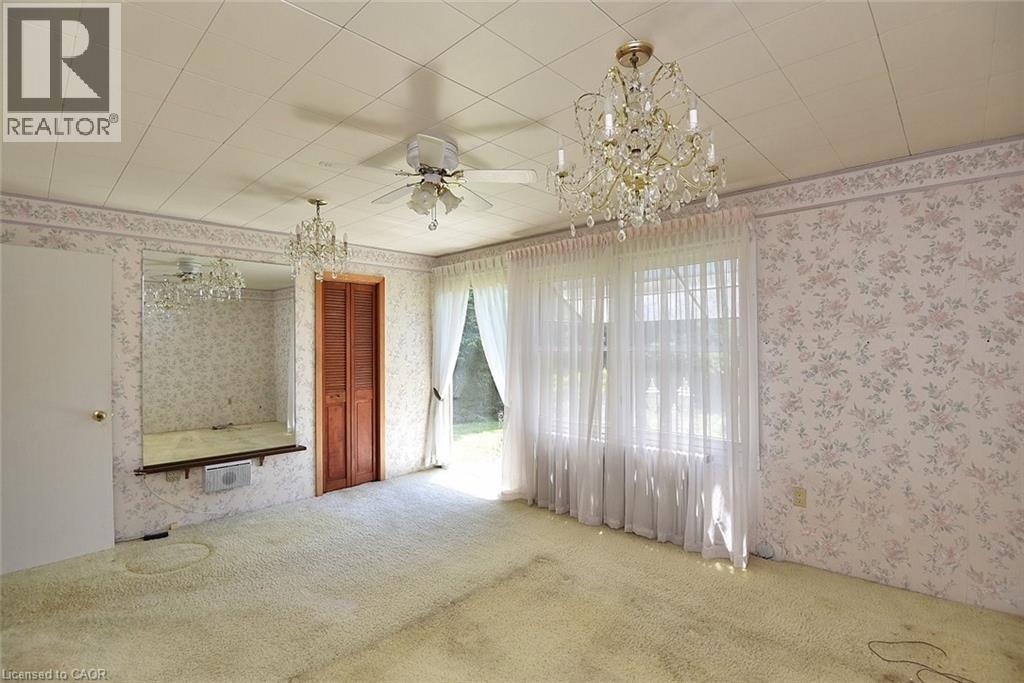 6692 Barker Street, Niagara Falls, Ontario  L2G 1Z2 - Photo 19 - 40756528