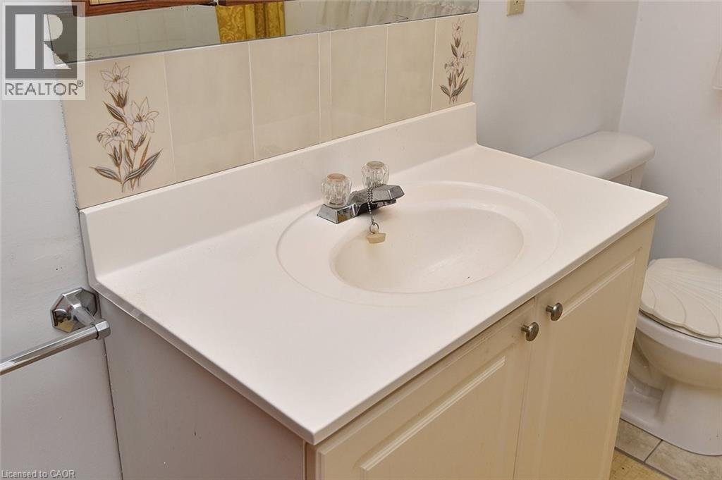 6692 Barker Street, Niagara Falls, Ontario  L2G 1Z2 - Photo 27 - 40756528