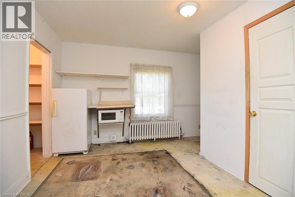 6692 Barker Street, Niagara Falls, Ontario  L2G 1Z2 - Photo 14 - 40756528