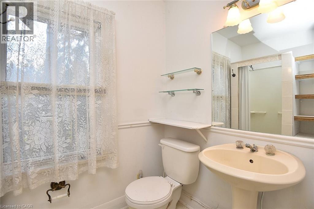 6692 Barker Street, Niagara Falls, Ontario  L2G 1Z2 - Photo 25 - 40756528