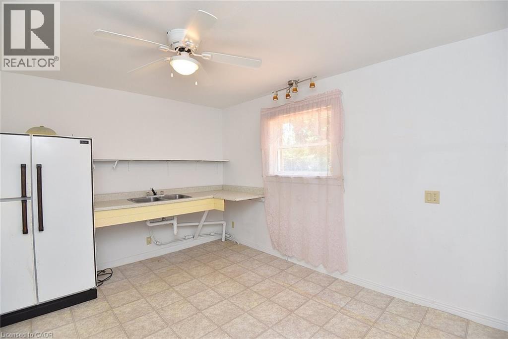 6692 Barker Street, Niagara Falls, Ontario  L2G 1Z2 - Photo 34 - 40756528