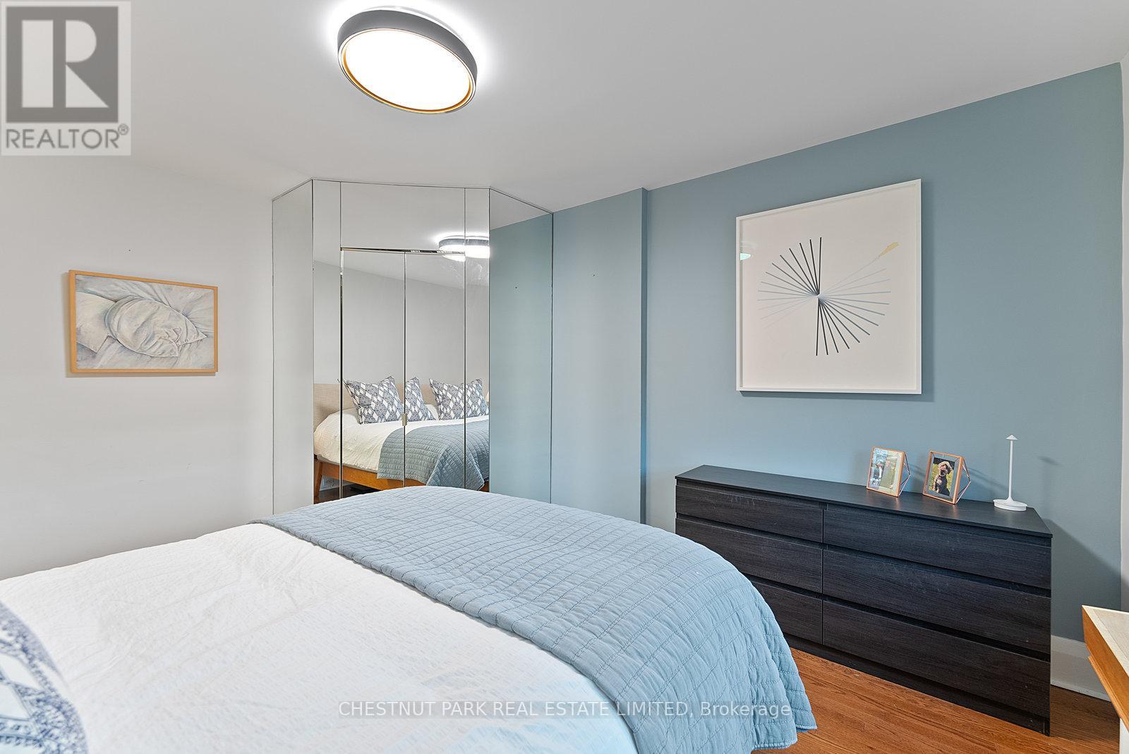 265 Winona Drive, Toronto, Ontario  M6C 3S8 - Photo 15 - C12504982