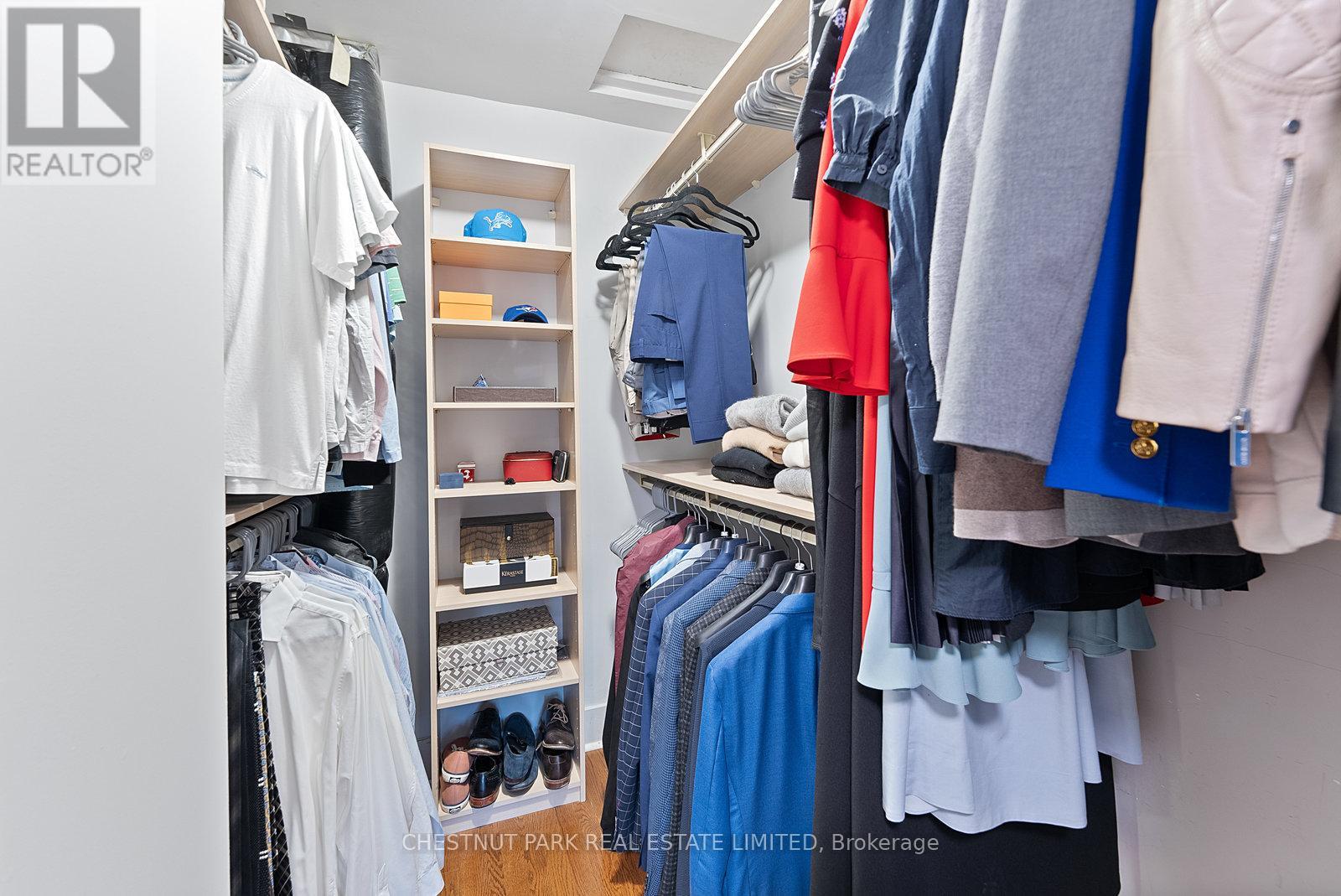 265 Winona Drive, Toronto, Ontario  M6C 3S8 - Photo 16 - C12504982