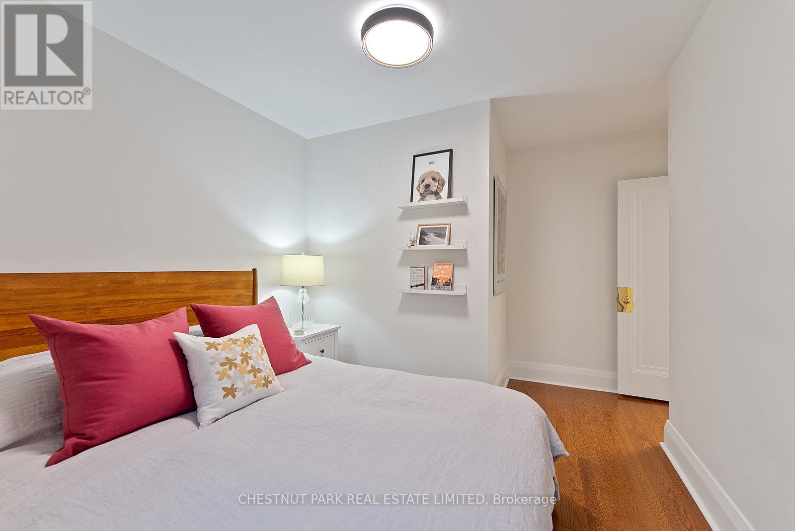 265 Winona Drive, Toronto, Ontario  M6C 3S8 - Photo 17 - C12504982