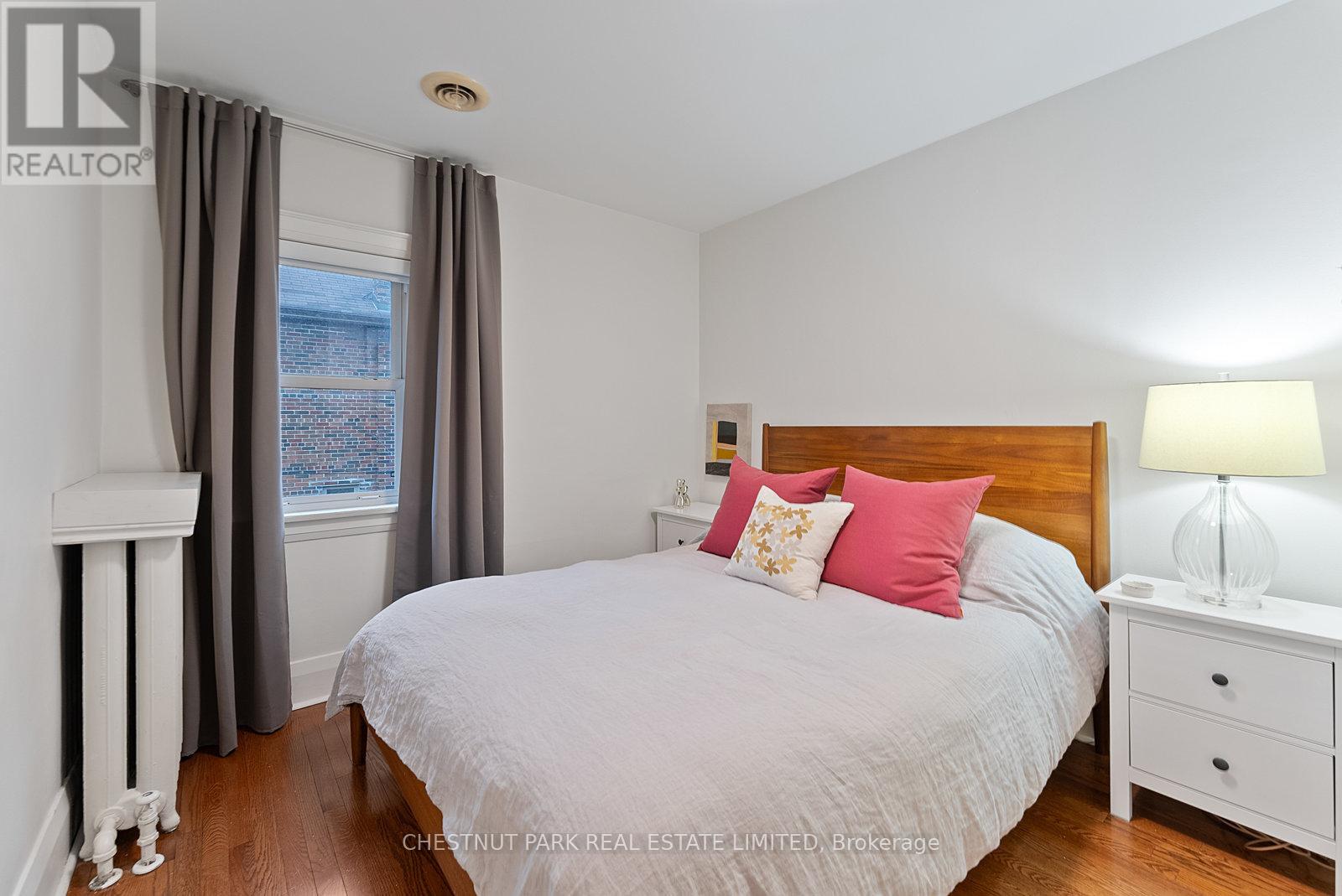 265 Winona Drive, Toronto, Ontario  M6C 3S8 - Photo 18 - C12504982