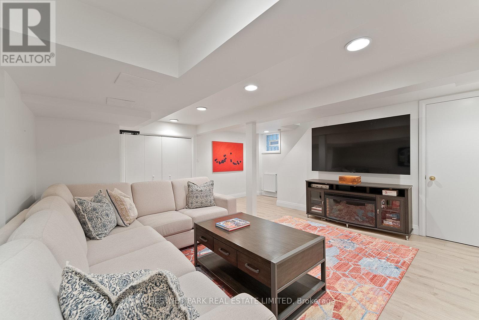 265 Winona Drive, Toronto, Ontario  M6C 3S8 - Photo 23 - C12504982