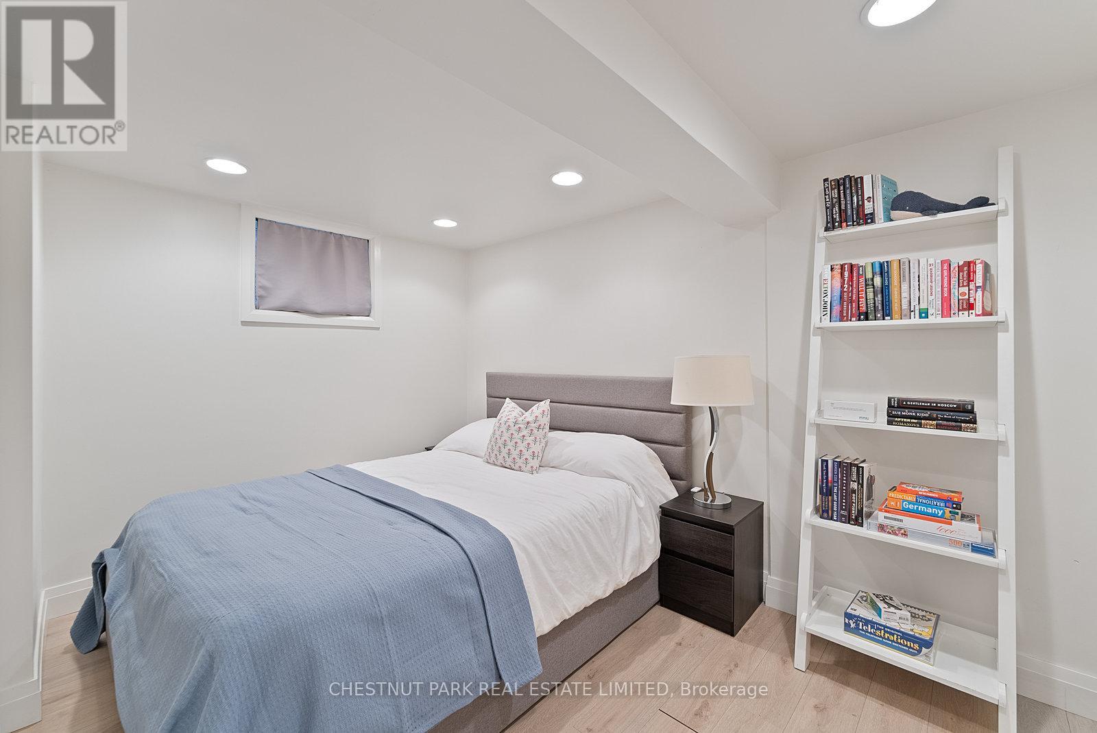 265 Winona Drive, Toronto, Ontario  M6C 3S8 - Photo 24 - C12504982