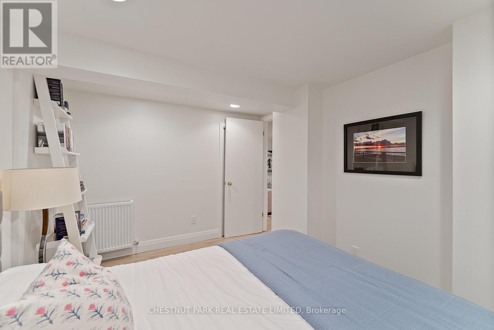 265 Winona Drive, Toronto, Ontario  M6C 3S8 - Photo 25 - C12504982