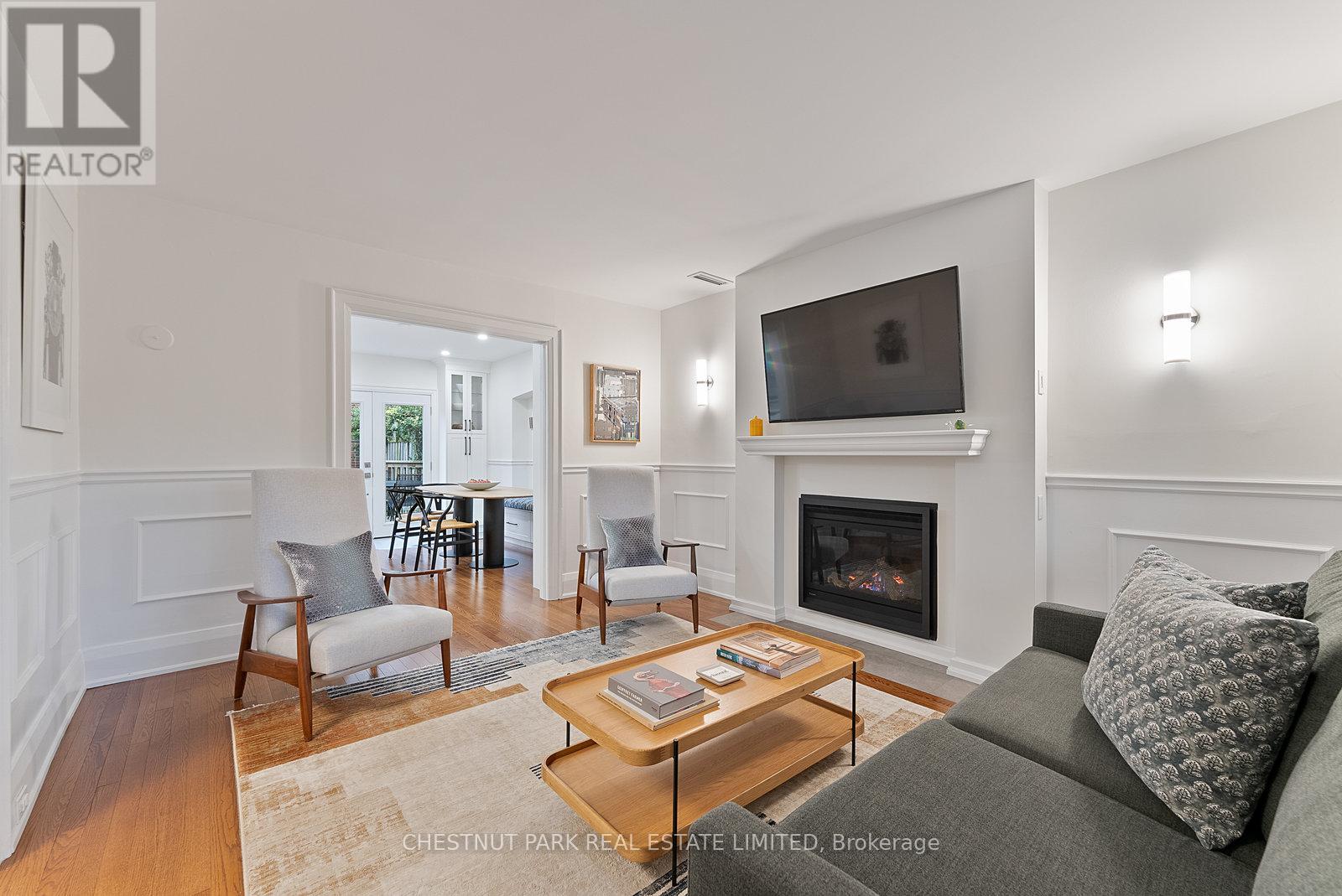 265 Winona Drive, Toronto, Ontario  M6C 3S8 - Photo 5 - C12504982