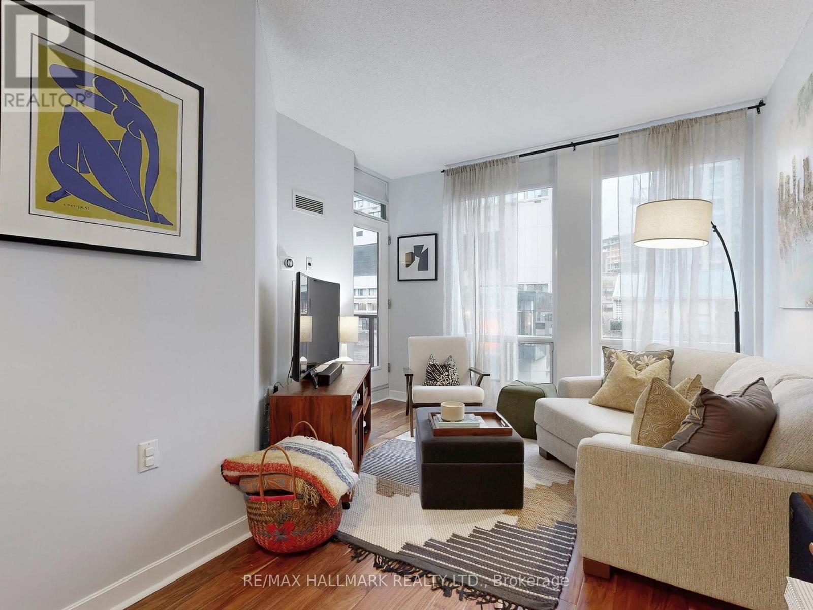 1403 - 85 Bloor Street E, Toronto, Ontario  M4W 3Y1 - Photo 4 - C12505012