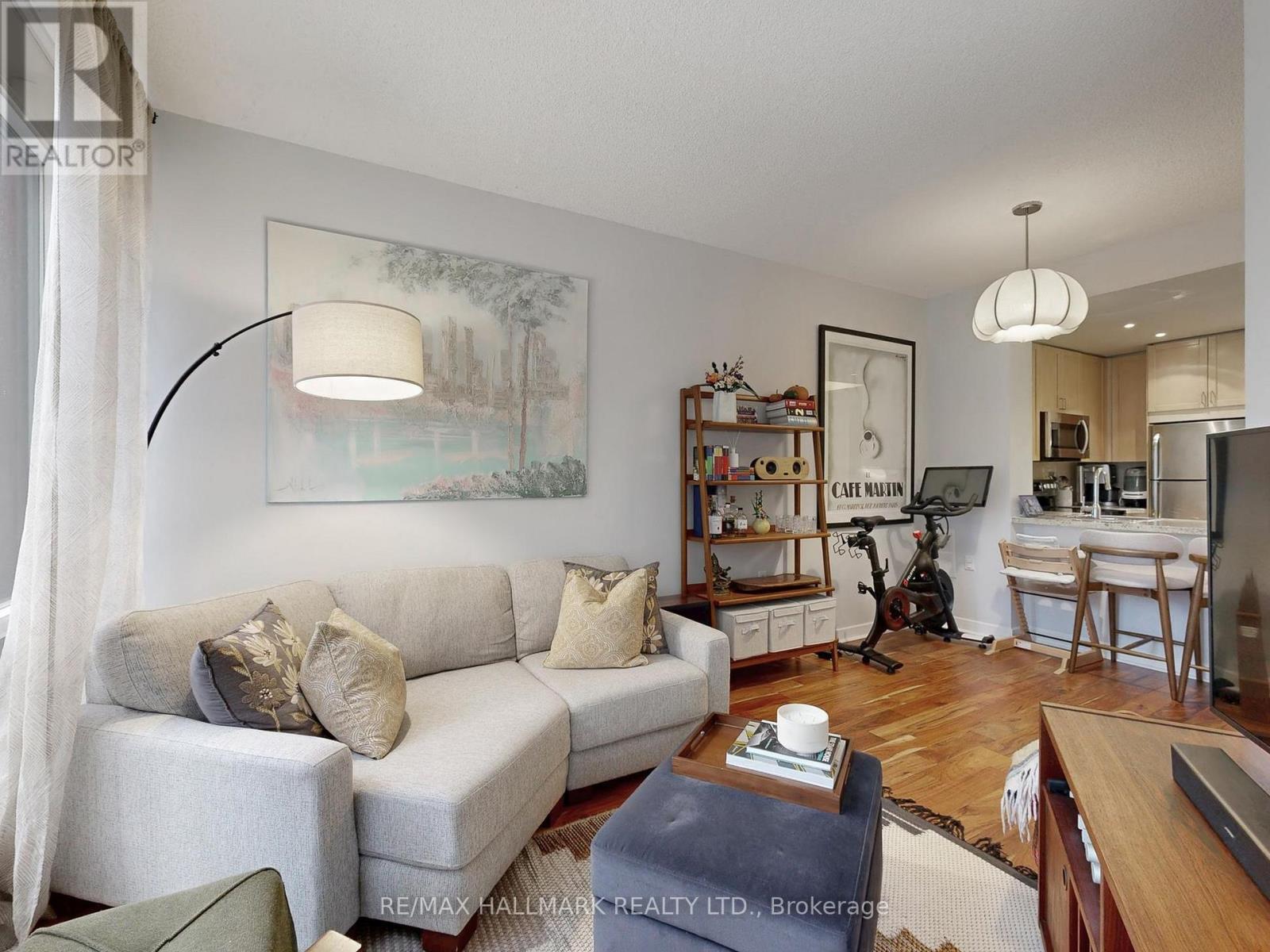 1403 - 85 Bloor Street E, Toronto, Ontario  M4W 3Y1 - Photo 6 - C12505012