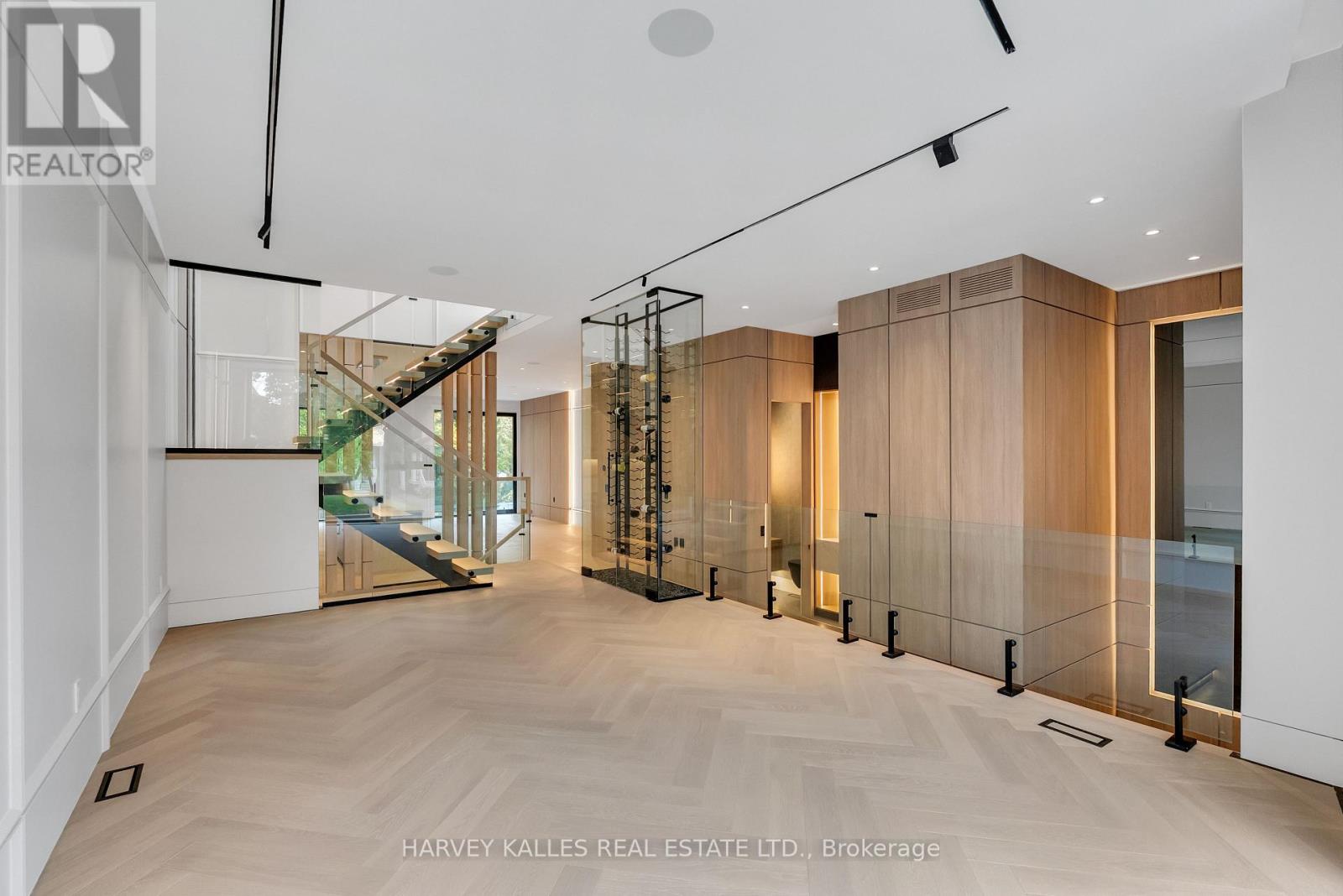 19 Ridley Boulevard, Toronto, Ontario  M5M 3L1 - Photo 10 - C12505046