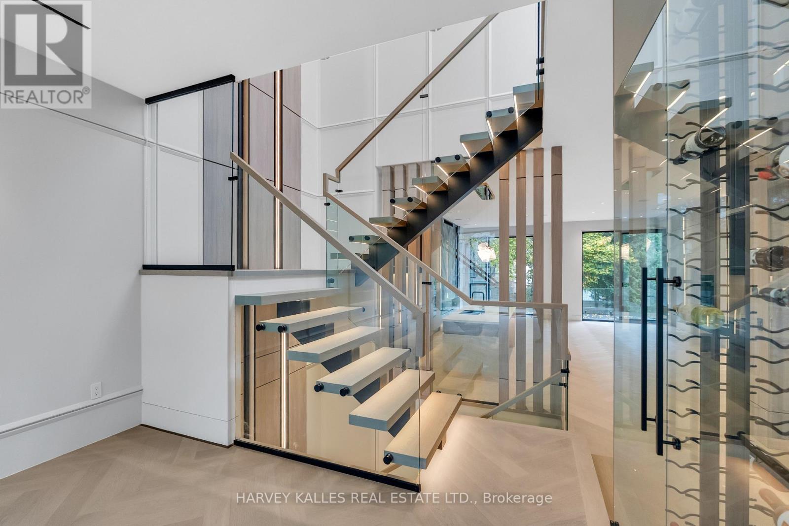 19 Ridley Boulevard, Toronto, Ontario  M5M 3L1 - Photo 11 - C12505046