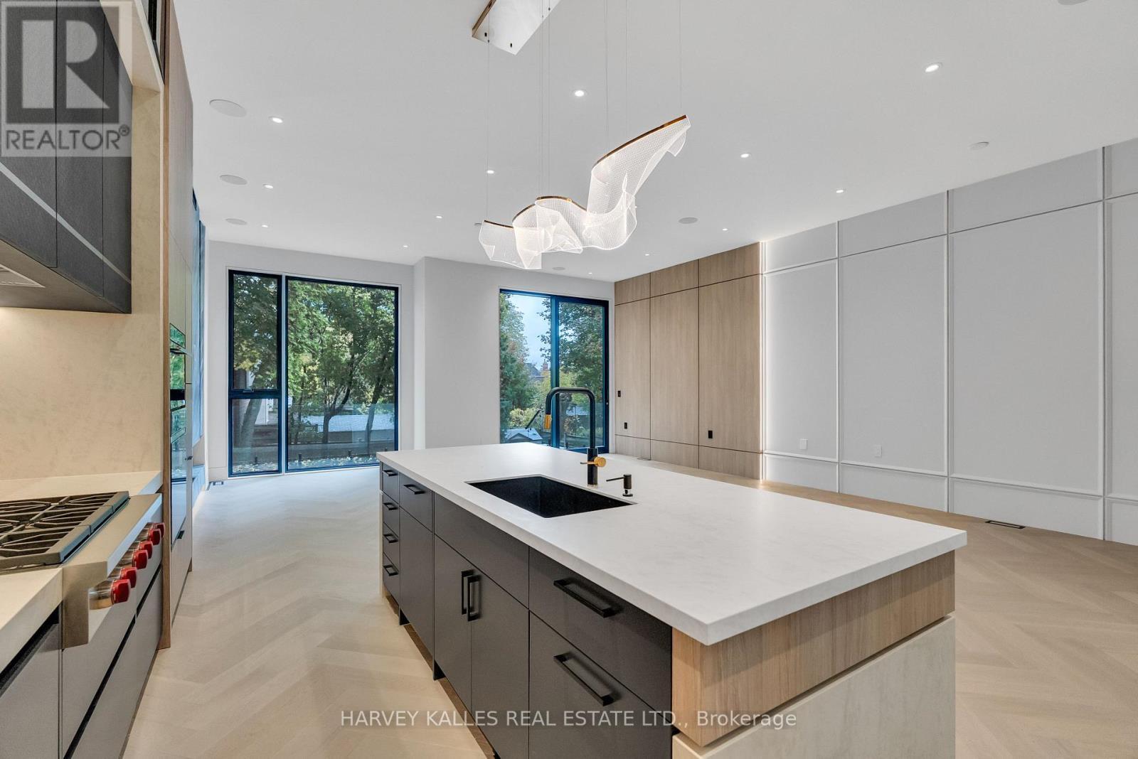 19 Ridley Boulevard, Toronto, Ontario  M5M 3L1 - Photo 21 - C12505046