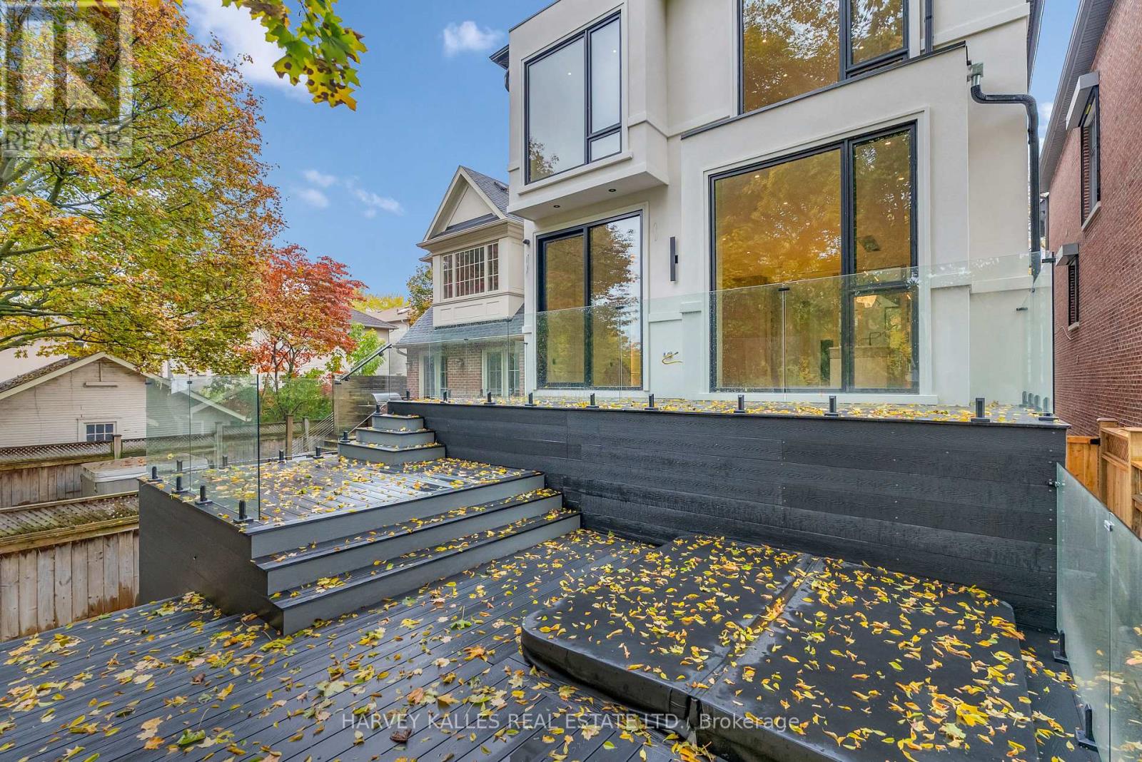 19 Ridley Boulevard, Toronto, Ontario  M5M 3L1 - Photo 24 - C12505046