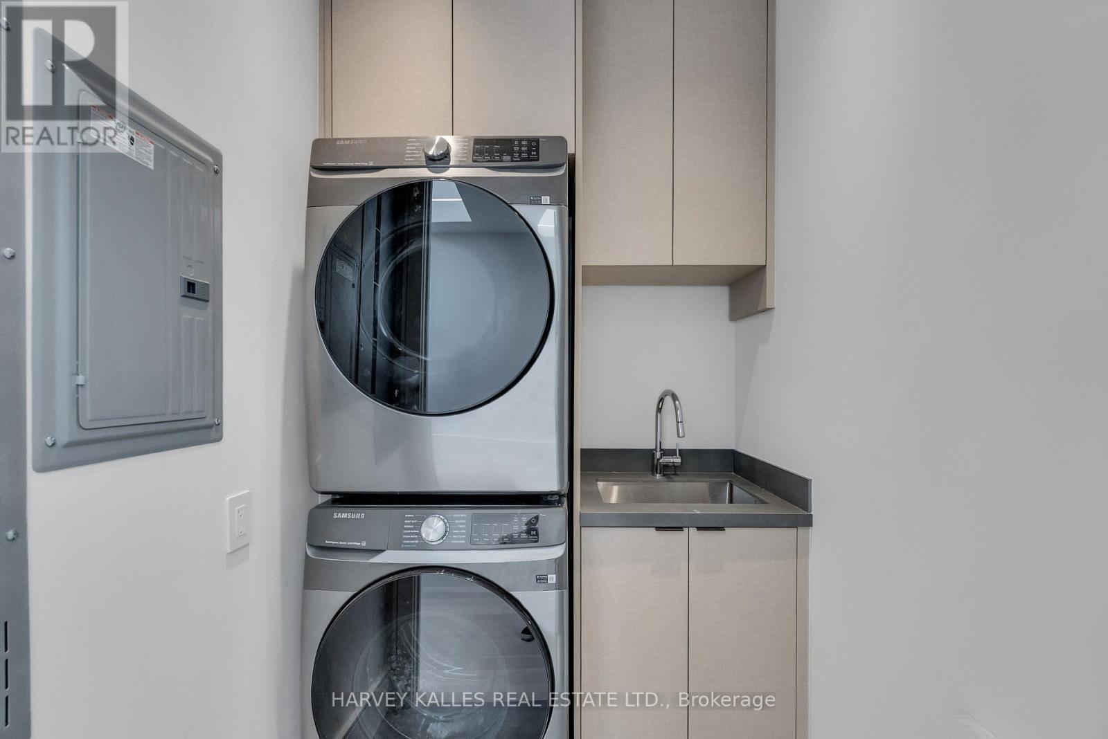 19 Ridley Boulevard, Toronto, Ontario  M5M 3L1 - Photo 34 - C12505046