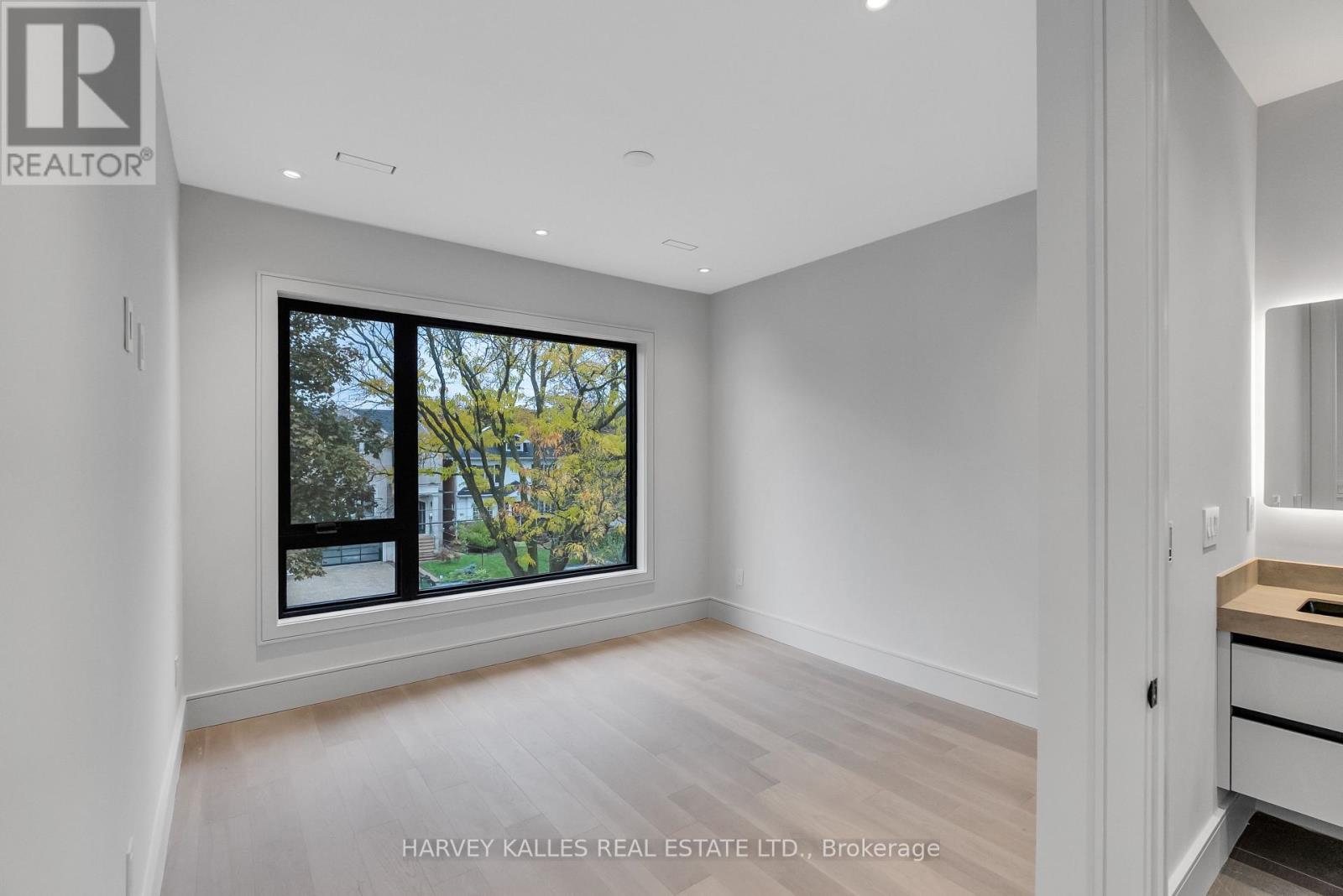 19 Ridley Boulevard, Toronto, Ontario  M5M 3L1 - Photo 37 - C12505046