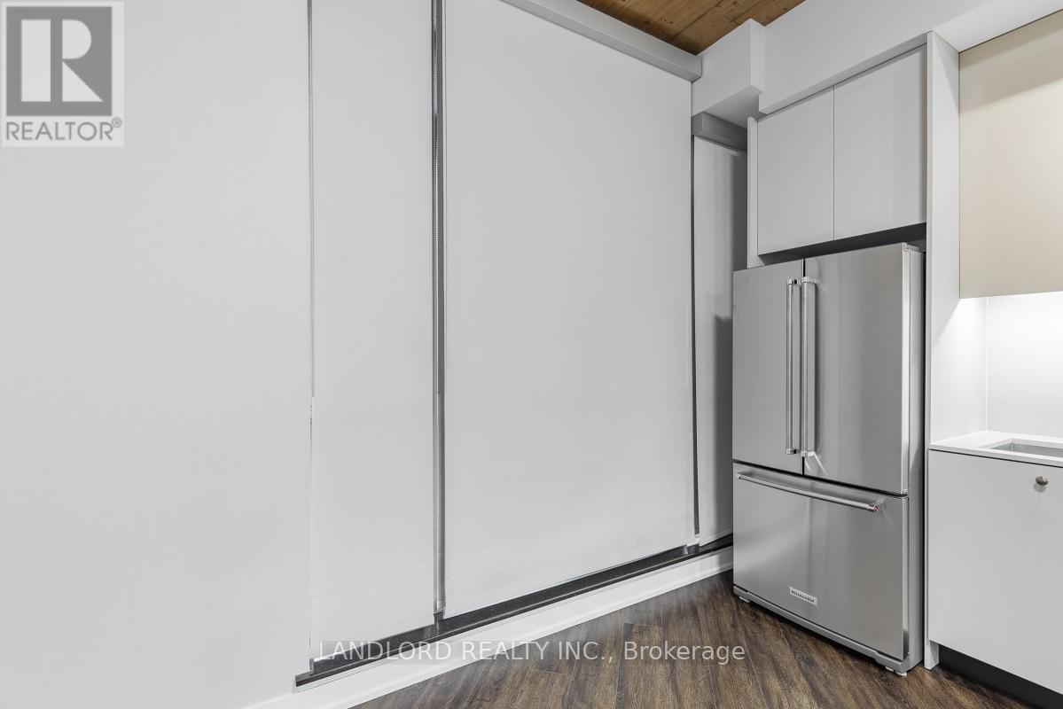 606 - 8 Gladstone Avenue, Toronto, Ontario  M6J 0B3 - Photo 4 - C12505074