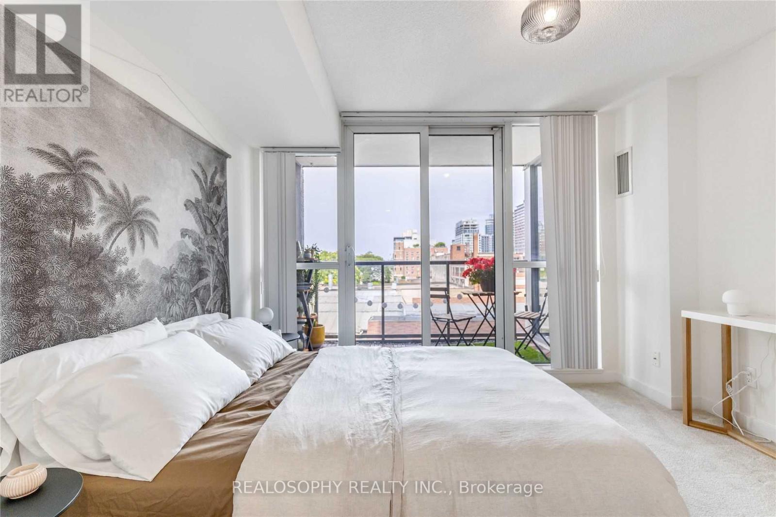 516 - 320 Richmond St E Street, Toronto, Ontario  M5A 4S7 - Photo 15 - C12505082