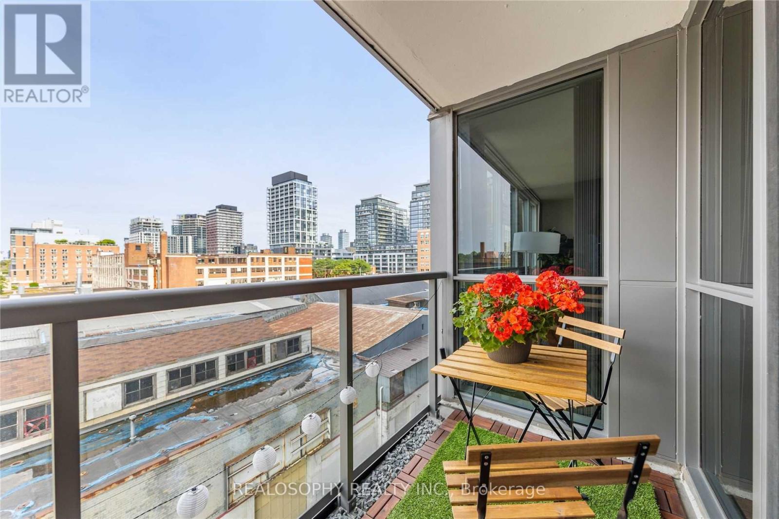 516 - 320 Richmond St E Street, Toronto, Ontario  M5A 4S7 - Photo 18 - C12505082