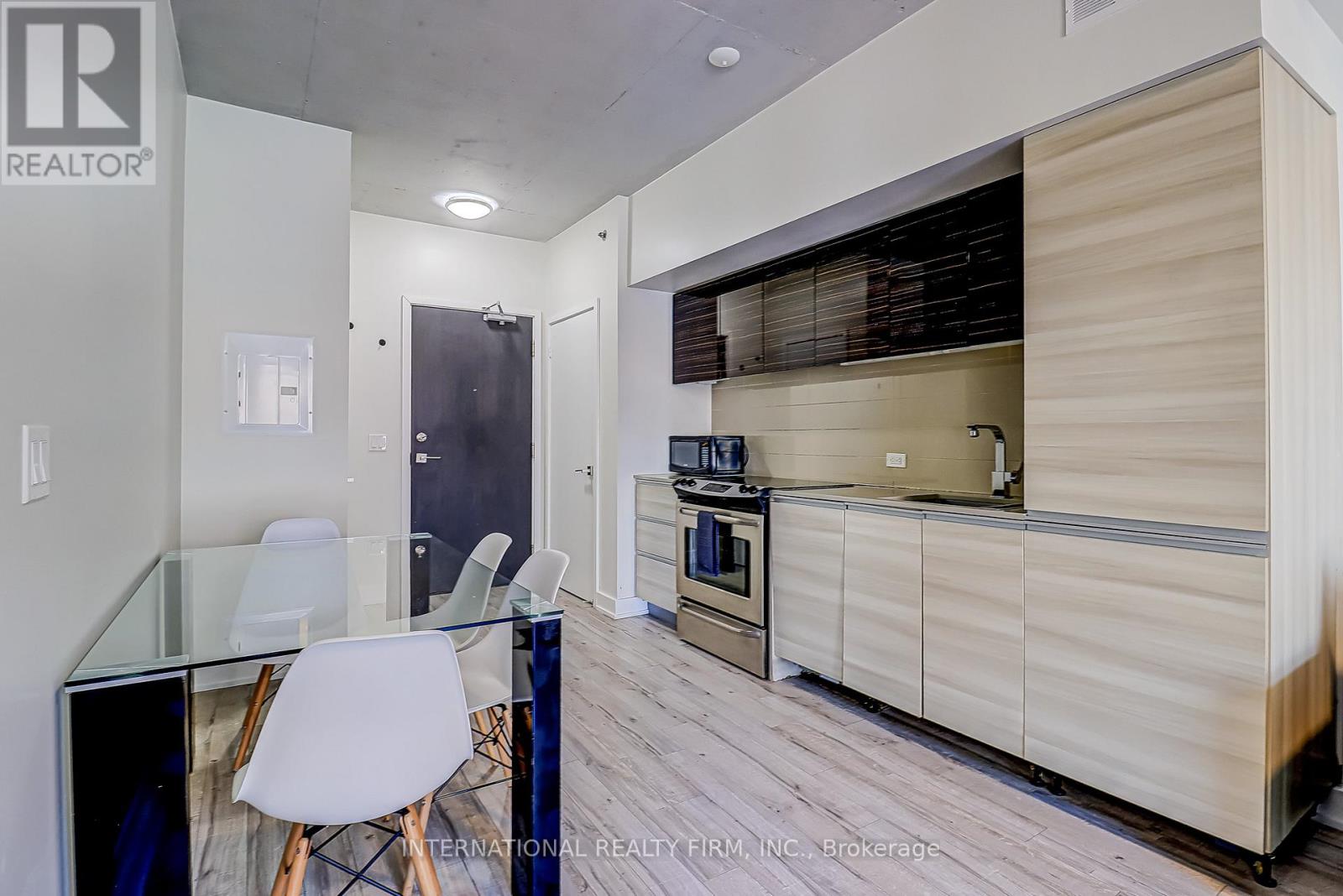 604 - 20 Minowan Miikan Lane, Toronto, Ontario  M6J 0E5 - Photo 8 - C12505094