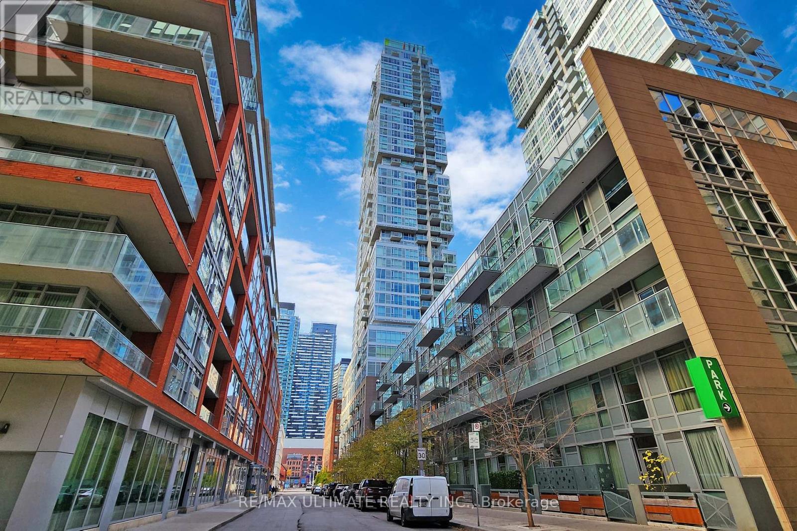 3207 - 30 Nelson Street, Toronto, Ontario  M5V 0H5 - Photo 2 - C12505114