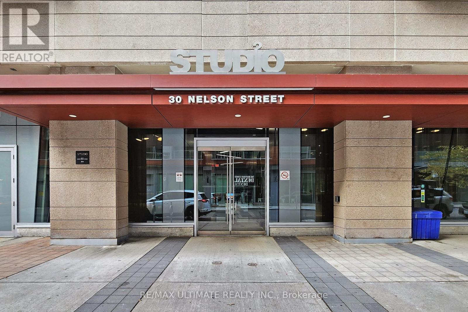 3207 - 30 Nelson Street, Toronto, Ontario  M5V 0H5 - Photo 3 - C12505114