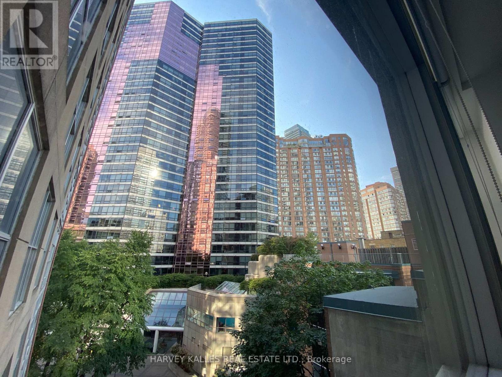 607 - 11 St Joseph Street, Toronto, Ontario  M4Y 3G4 - Photo 12 - C12505146