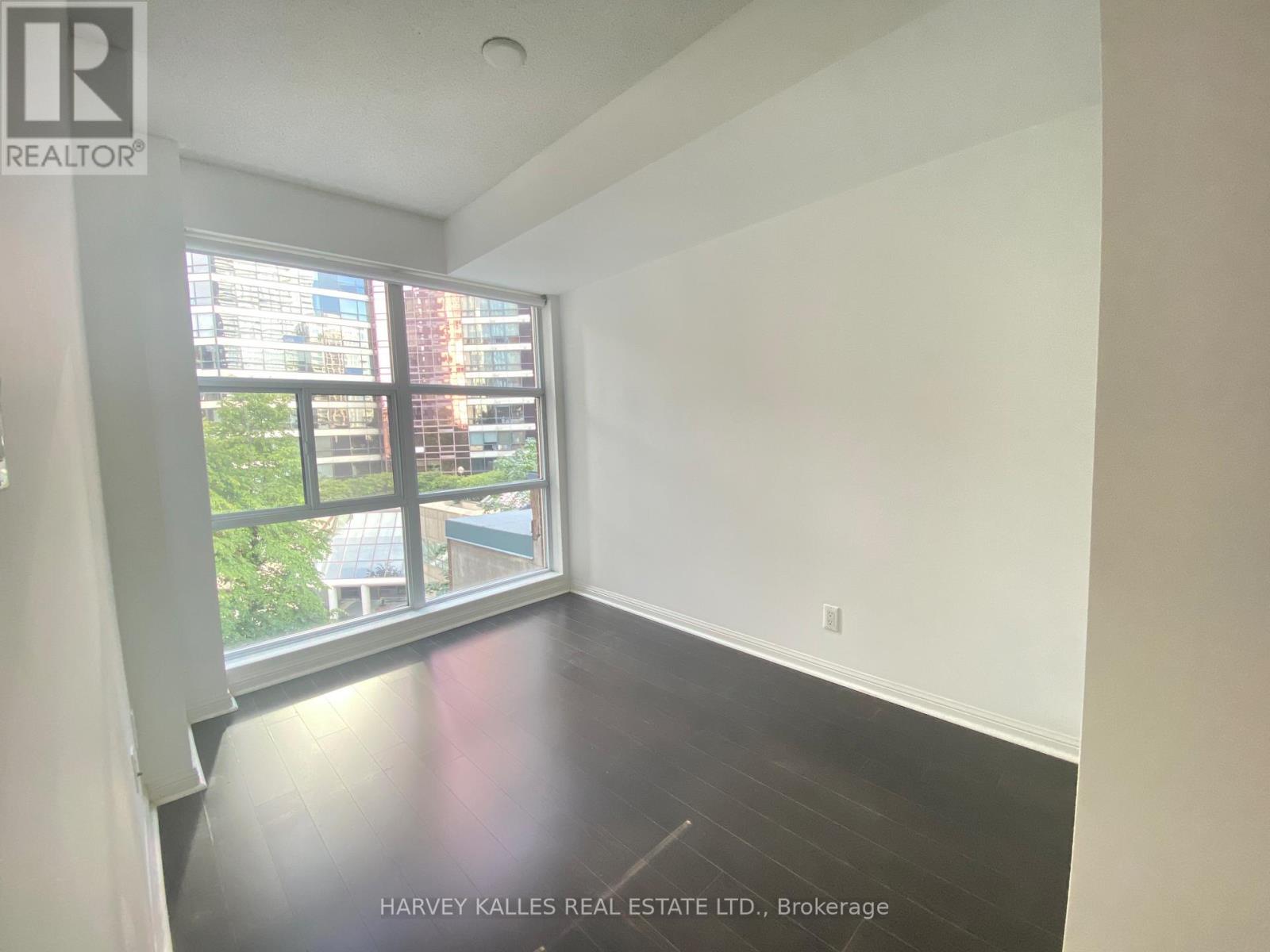 607 - 11 St Joseph Street, Toronto, Ontario  M4Y 3G4 - Photo 4 - C12505146