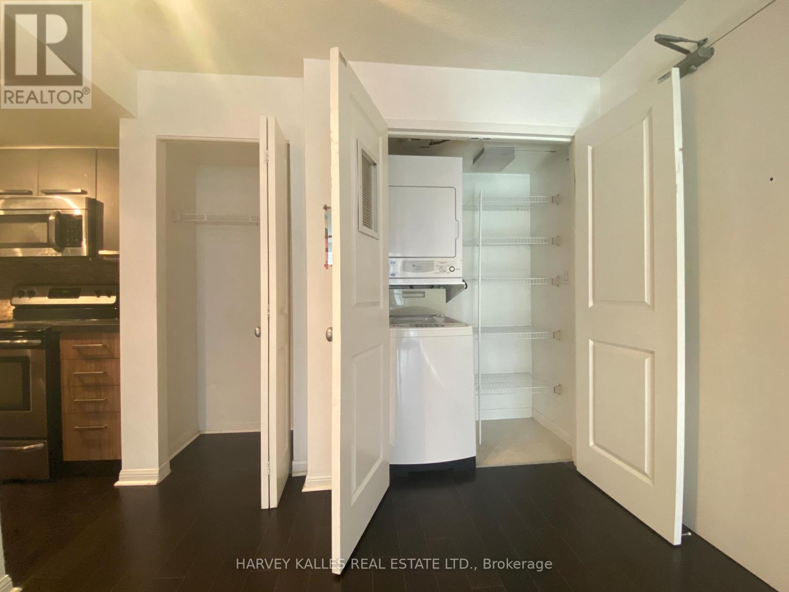 607 - 11 St Joseph Street, Toronto, Ontario  M4Y 3G4 - Photo 7 - C12505146