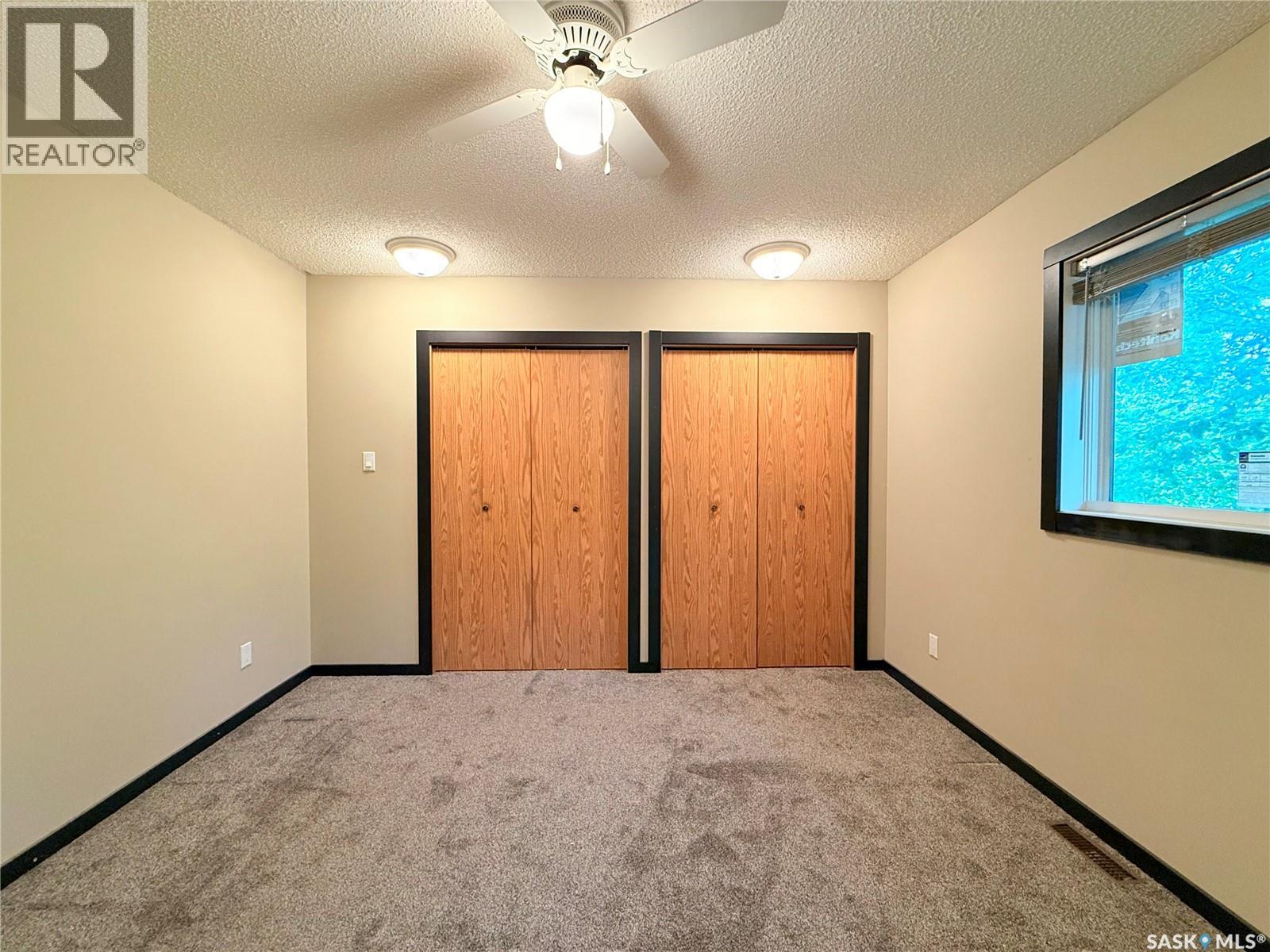 100 1st Avenue N, Lucky Lake, Saskatchewan  S0L 1Z0 - Photo 22 - SK022305