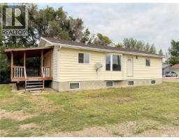 100 1st Avenue N, Lucky Lake, Ca