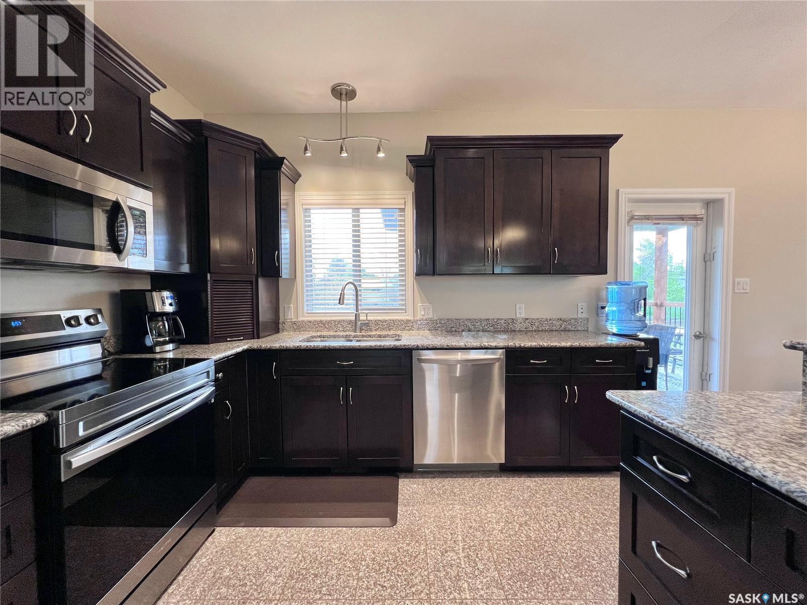 104 4th Street E, Milden, Saskatchewan  S0L 2L0 - Photo 8 - SK022302