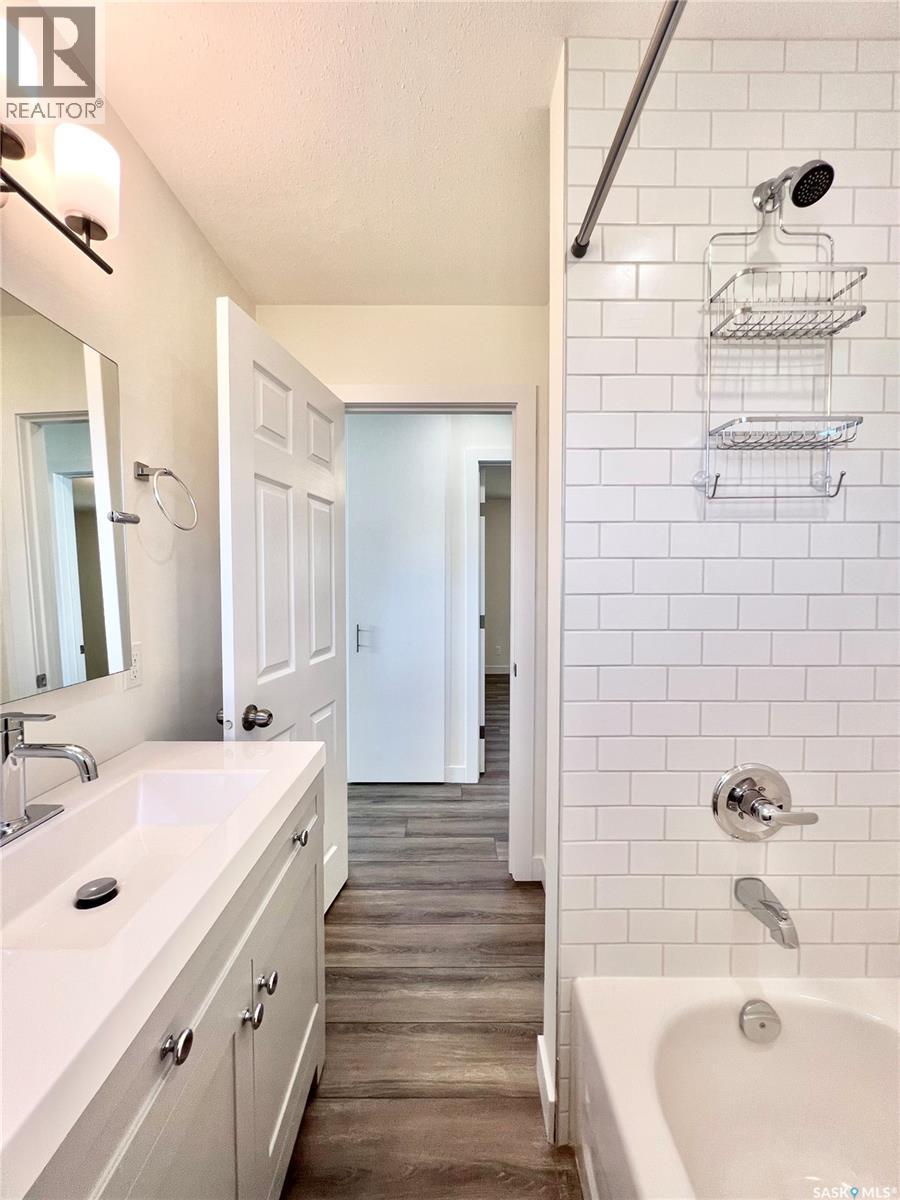 318 Mctavish Street, Outlook, Saskatchewan  S0L 2N0 - Photo 12 - SK022300