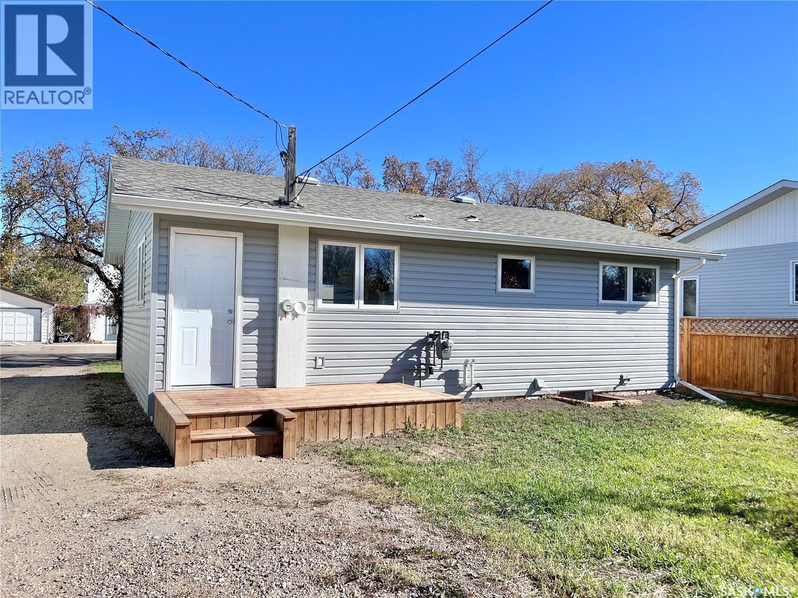 318 Mctavish Street, Outlook, Saskatchewan  S0L 2N0 - Photo 30 - SK022300