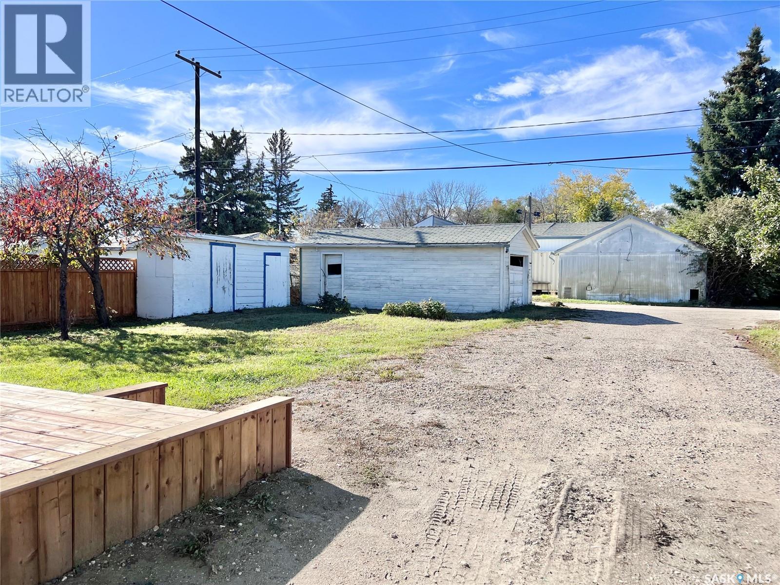 318 Mctavish Street, Outlook, Saskatchewan  S0L 2N0 - Photo 32 - SK022300