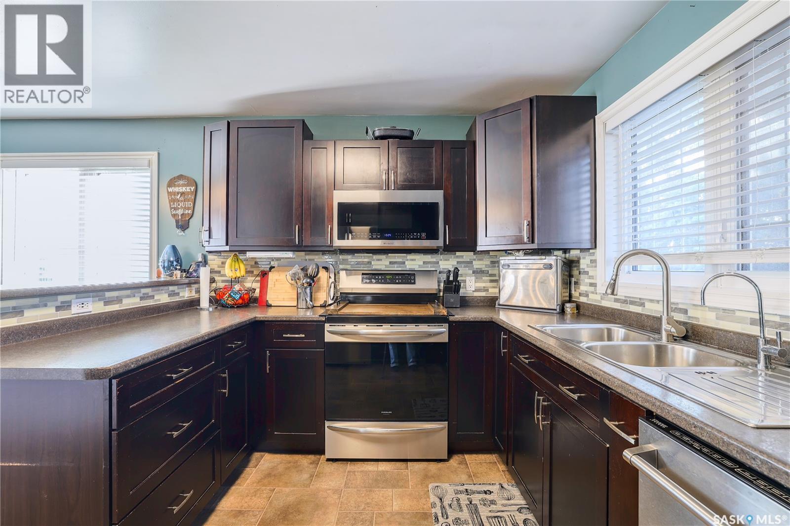 502 Main Street, Delisle, Saskatchewan  S0L 0P0 - Photo 11 - SK022298