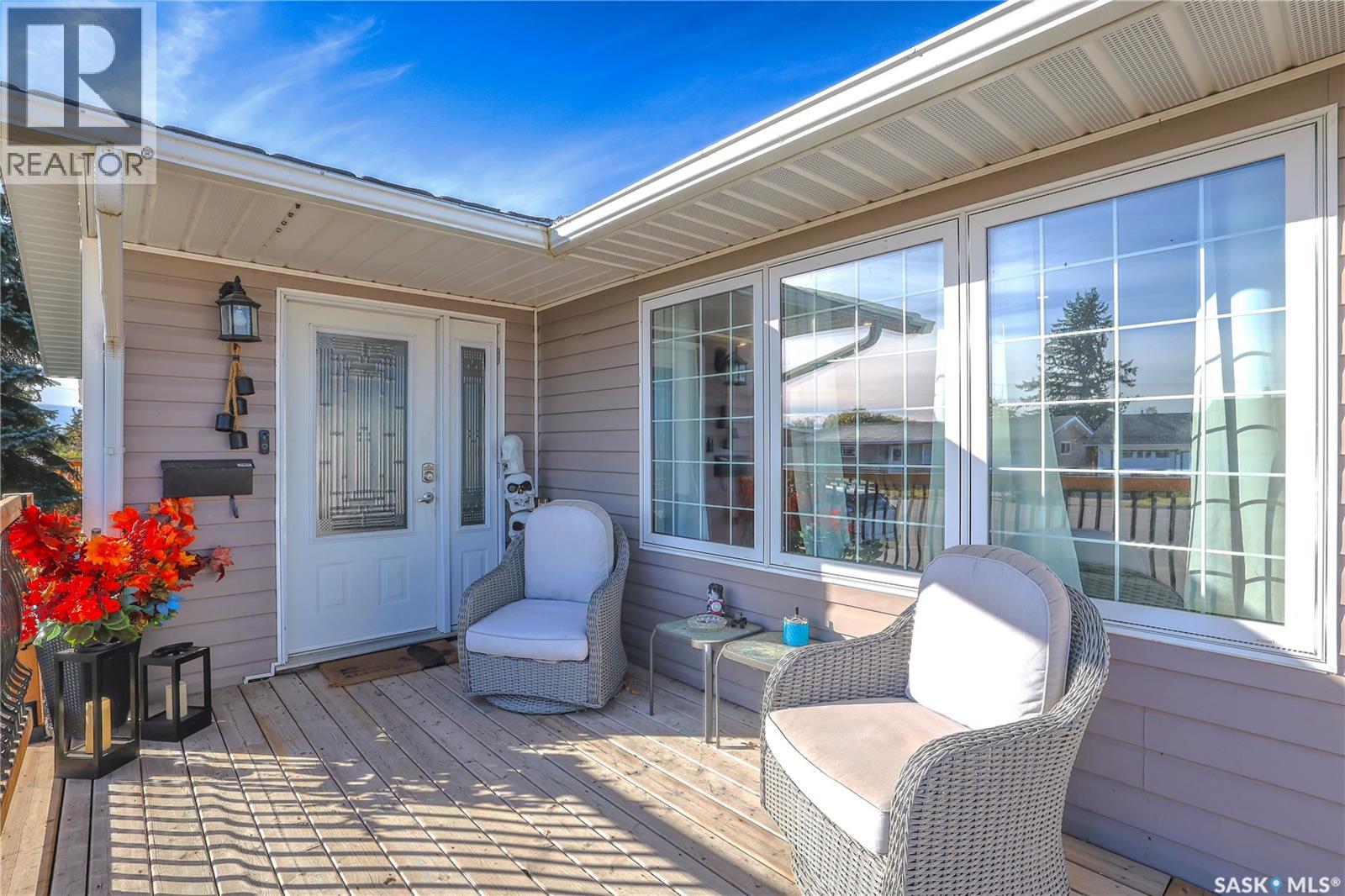 502 Main Street, Delisle, Saskatchewan  S0L 0P0 - Photo 3 - SK022298