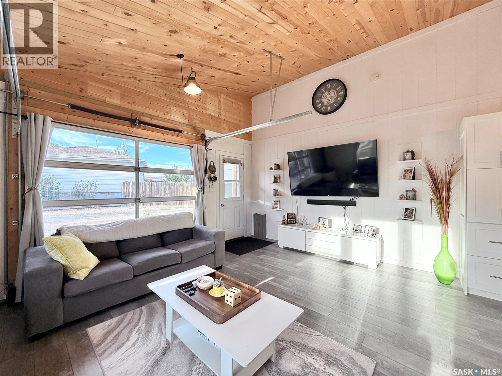 209 2nd Street E, Milden, Saskatchewan  S0L 2L0 - Photo 15 - SK022297