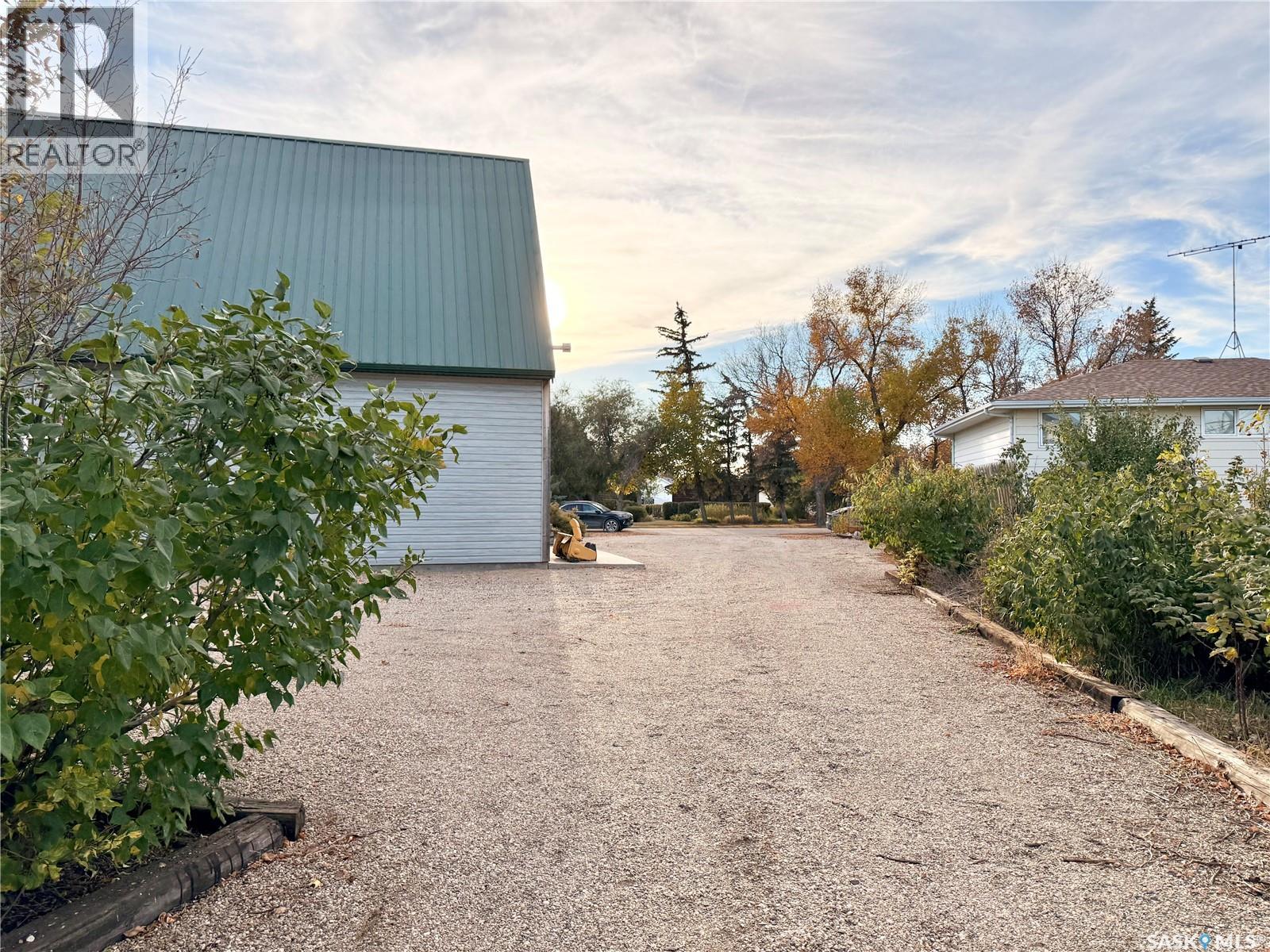 209 2nd Street E, Milden, Saskatchewan  S0L 2L0 - Photo 50 - SK022297