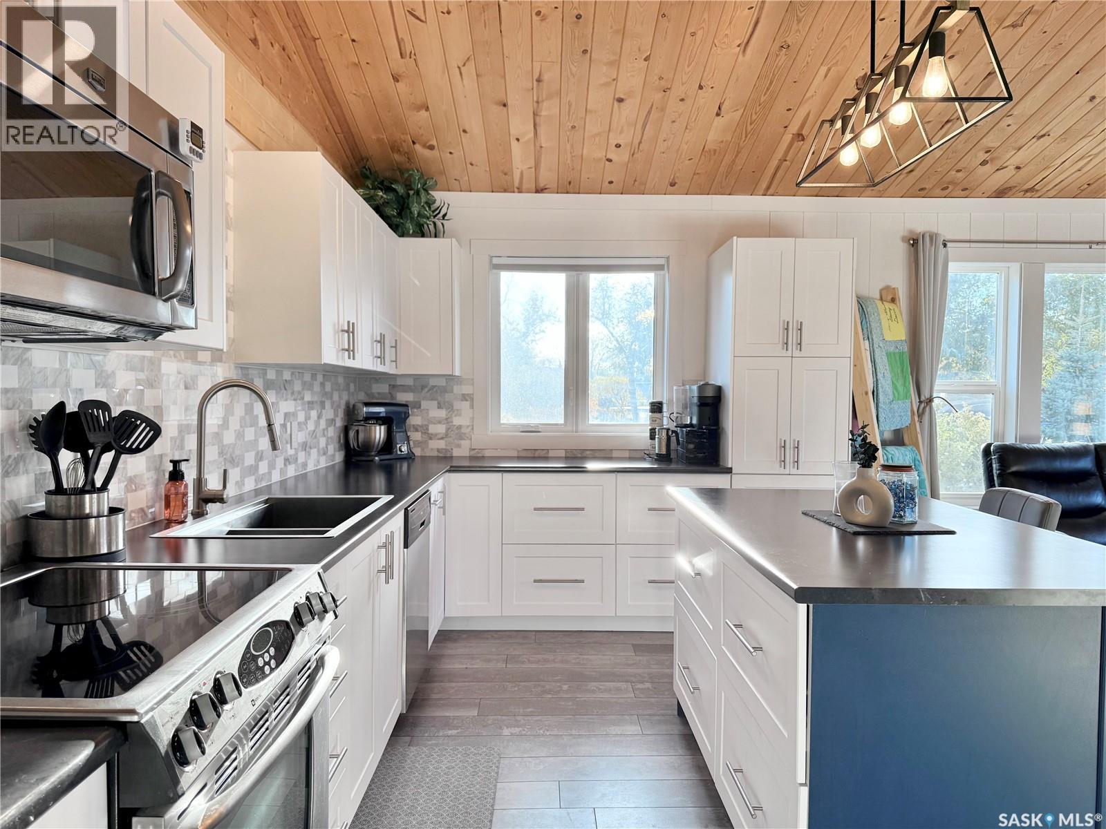 209 2nd Street E, Milden, Saskatchewan  S0L 2L0 - Photo 6 - SK022297