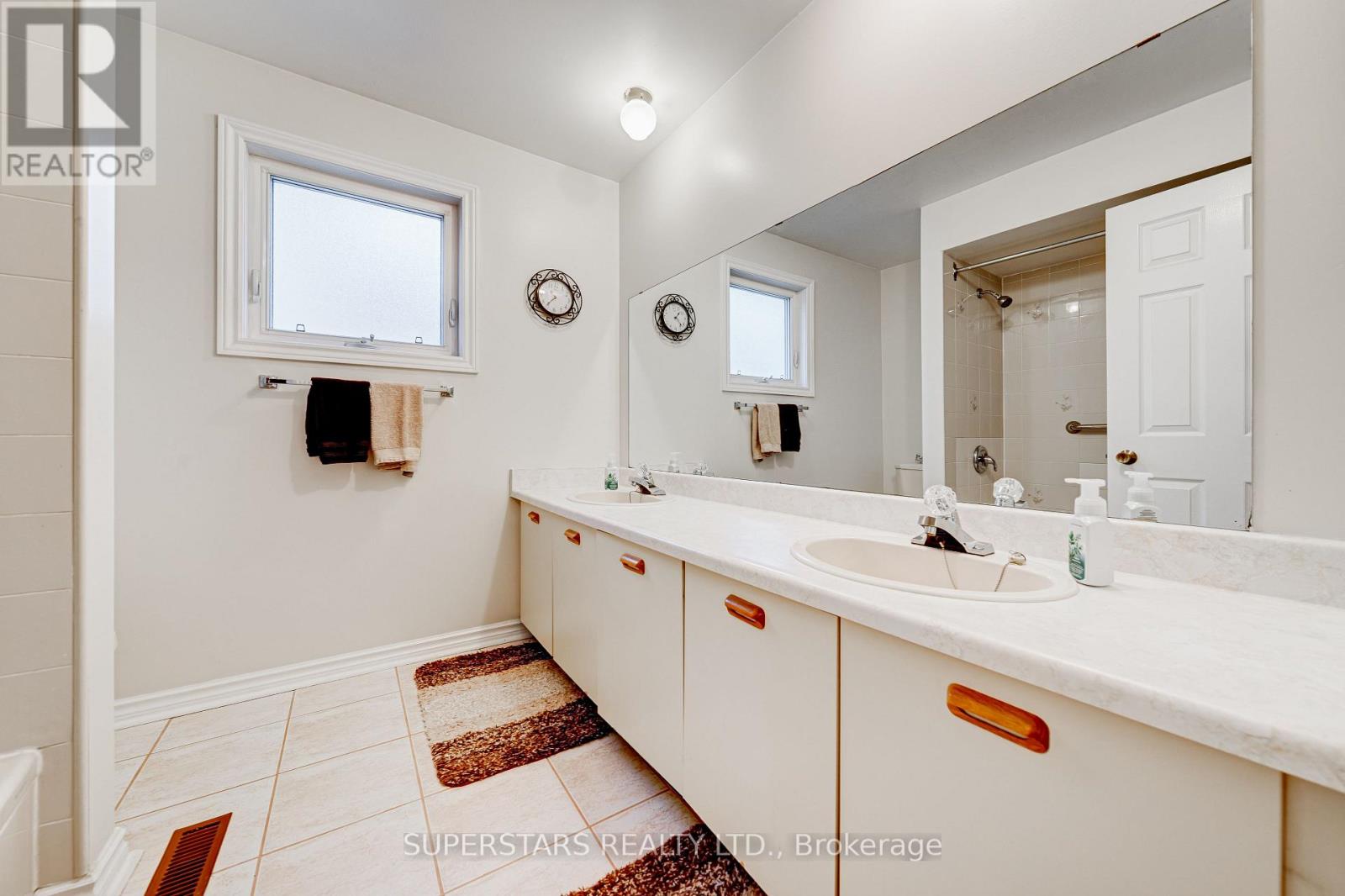 17 Hillcroft Drive, Markham, Ontario  L3S 1R7 - Photo 24 - N12505006