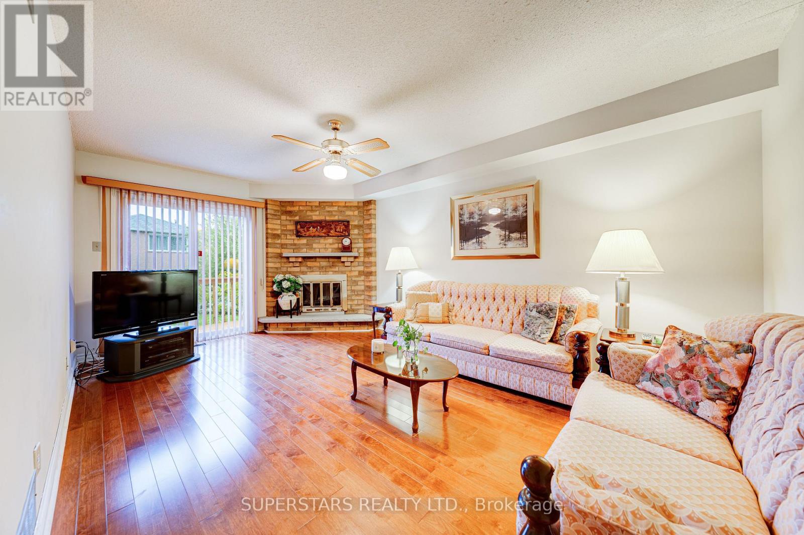 17 Hillcroft Drive, Markham, Ontario  L3S 1R7 - Photo 9 - N12505006