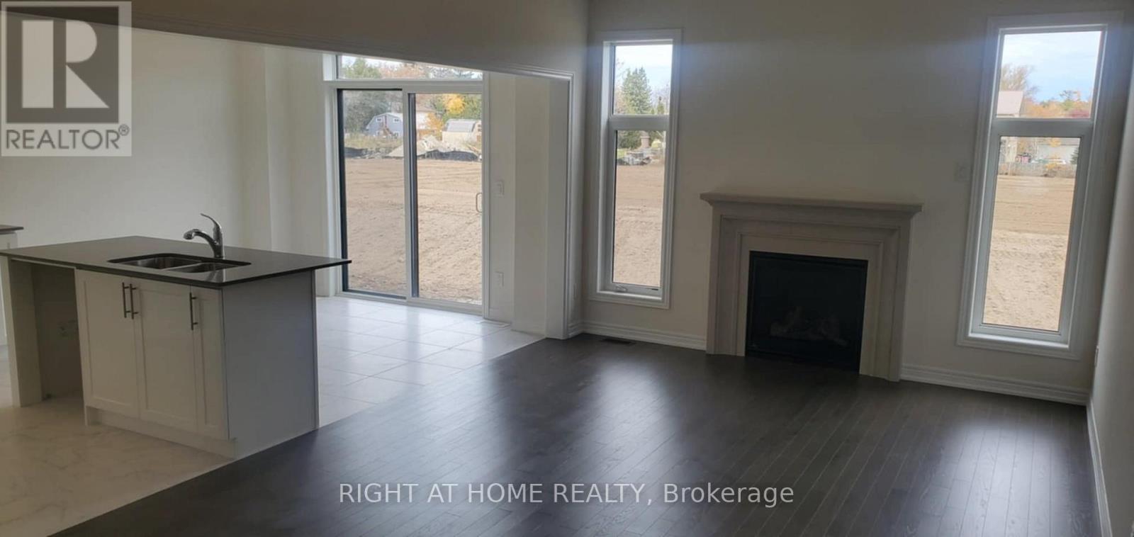 1320 Davis Loop, Innisfil (Lefroy), Ontario  L0L 1W0 - Photo 7 - N12505014