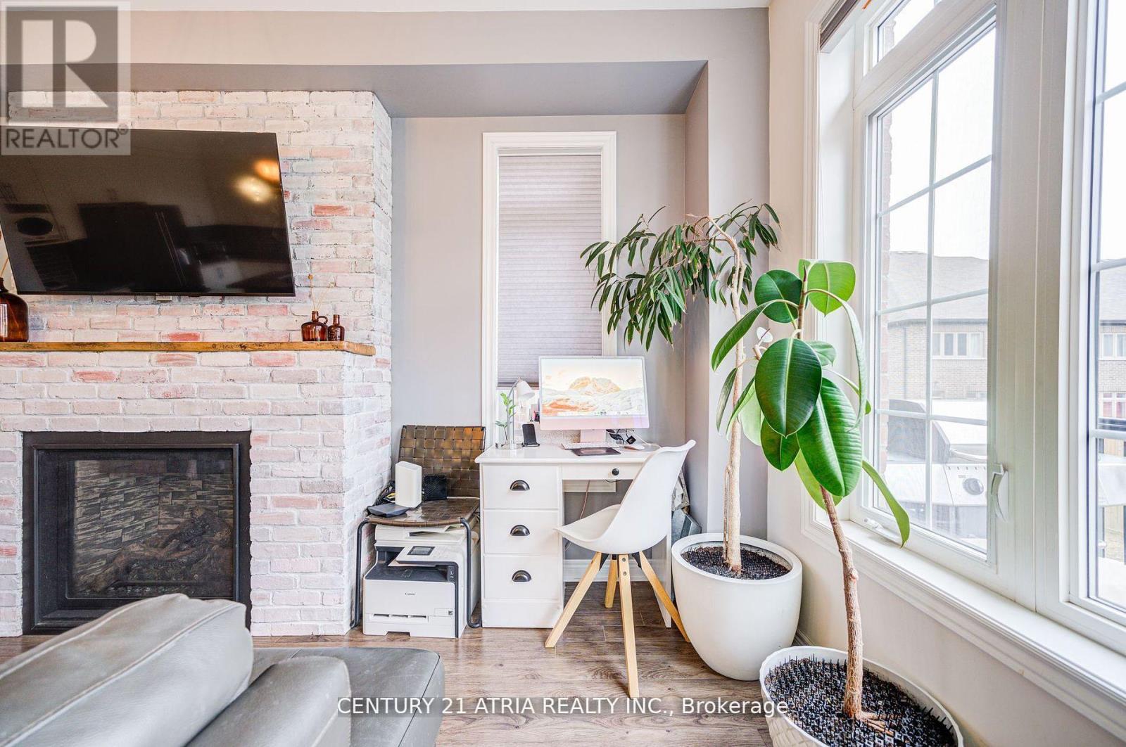 95 Beechborough Crescent, East Gwillimbury, Ontario  L9N 0N9 - Photo 8 - N12505132