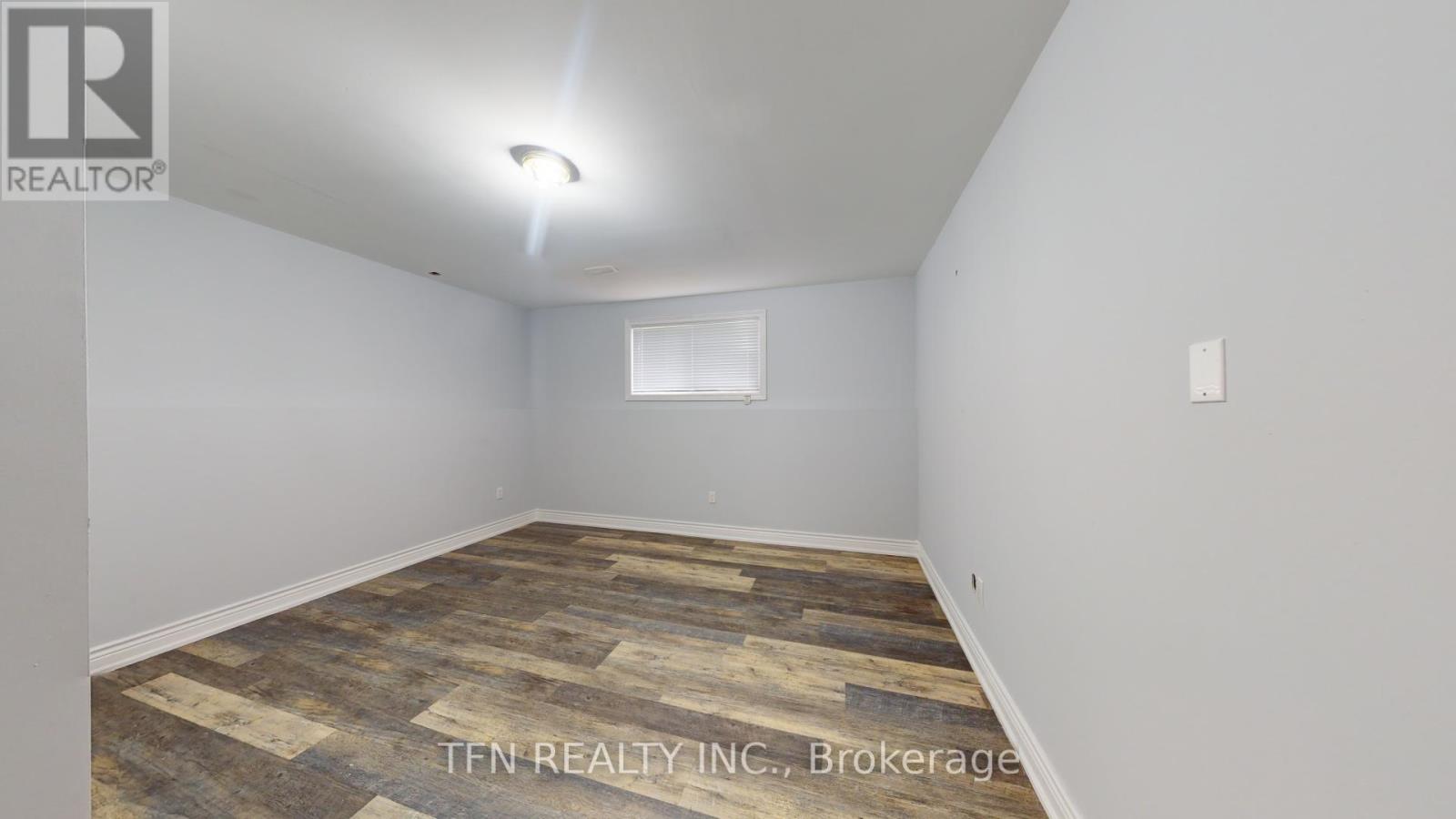 Lower - 1048 Gilmore Avenue, Innisfil (Lefroy), Ontario  L0L 1W0 - Photo 9 - N12505174